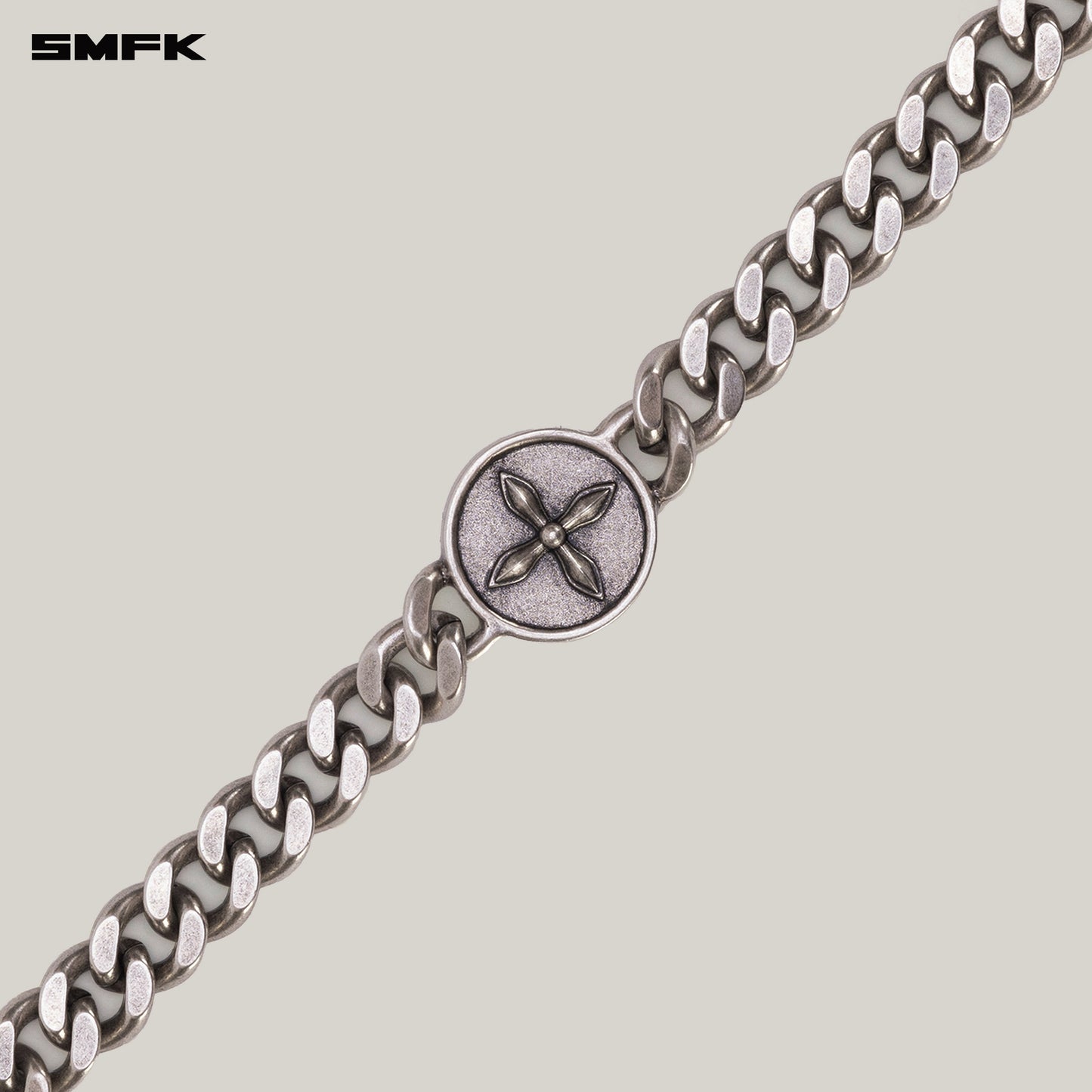 COMPASS ORIGINAL BADGE METAL BRACELET_ ANTIQUE SILVER