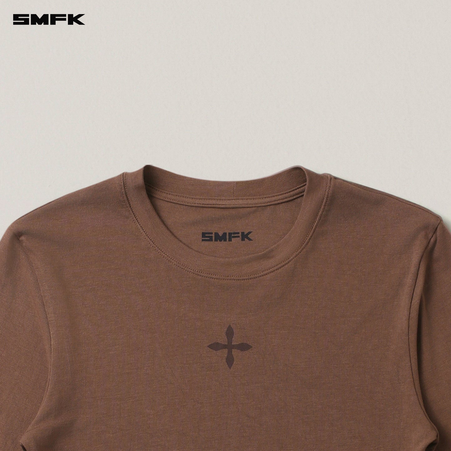 COMPASS ORIGINAL BADGE Slim-fit SPORTS PULLOVER / WILD HORSE BROWN