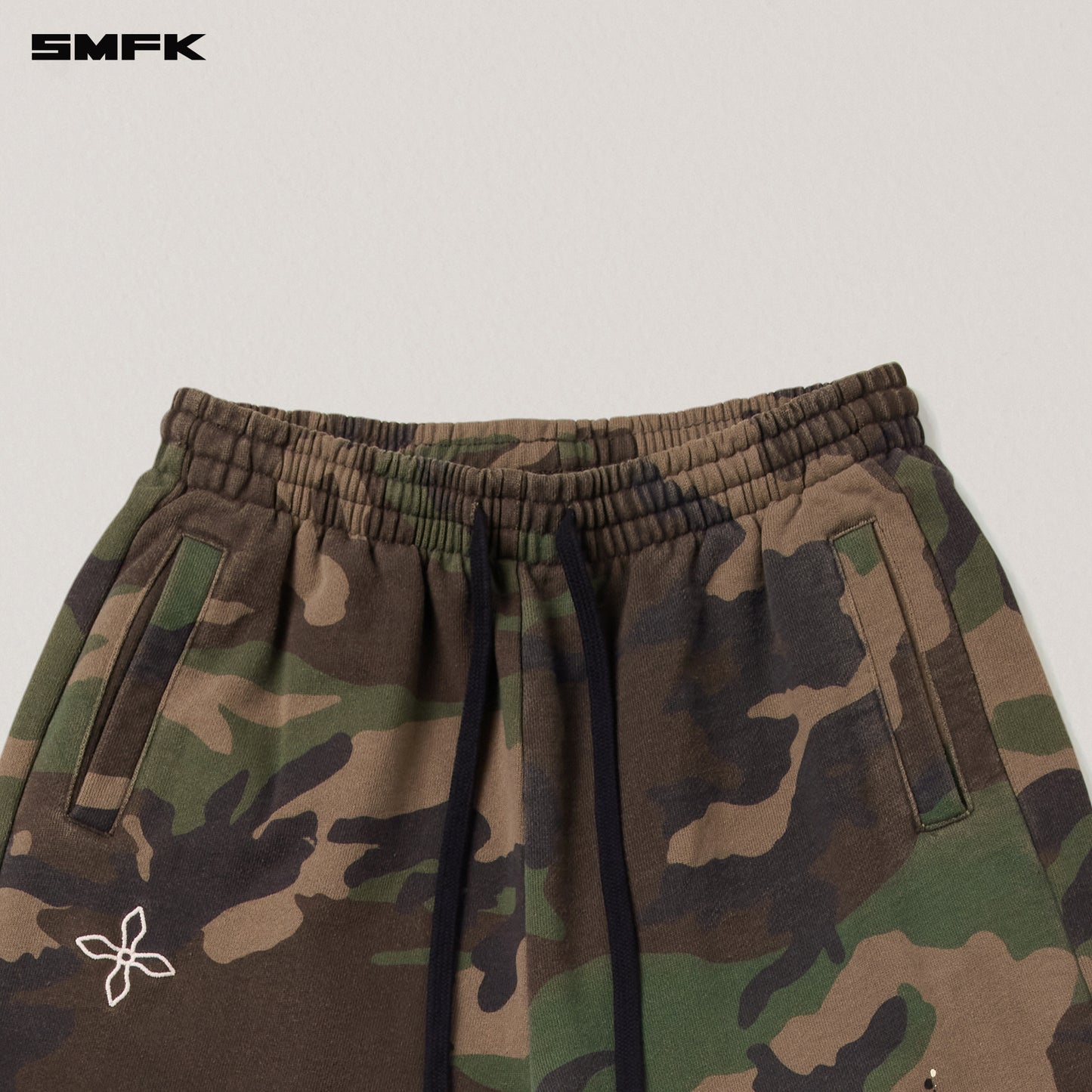 COMPASS MODE CAMO TOWER SPORTS PANTS/ ARMY GREEN CAMOUFLAGE