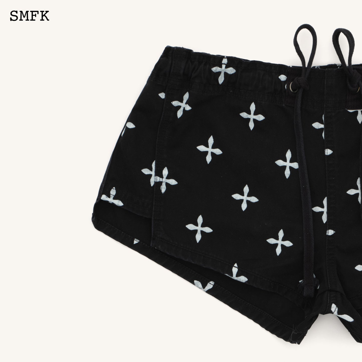 Compass Wild Mustang Garden Low Rise Outdoor Shorts Black Garden