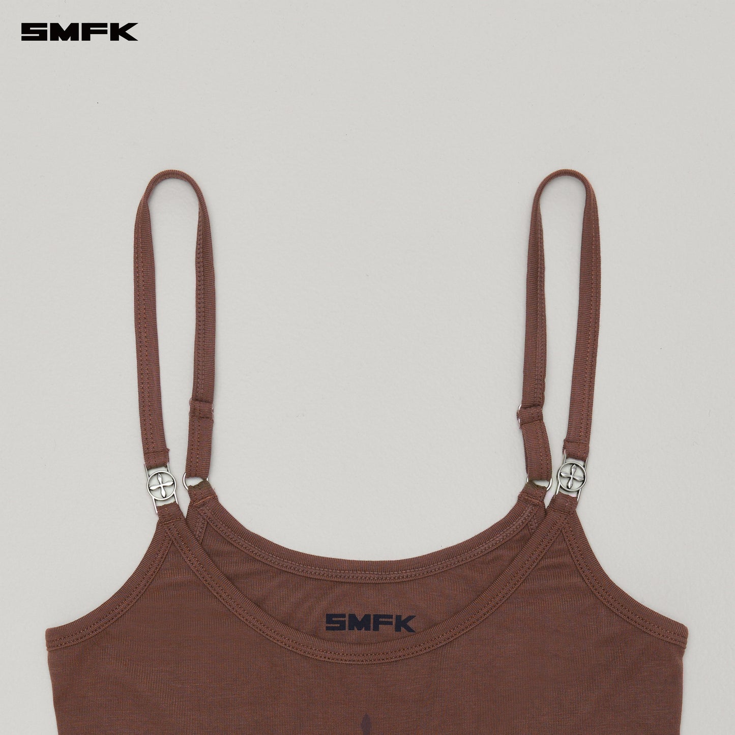 COMPASS BEVERLY BODY Athletic Sling _ Mustang Brown