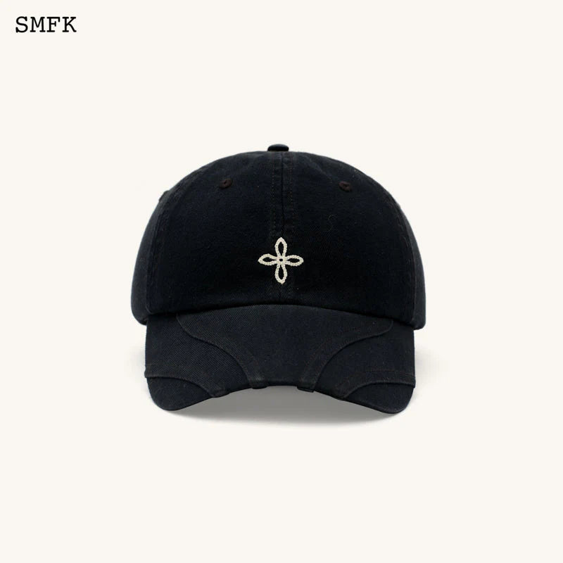 Compass Classic Cross Chain Baseball Cap In Black