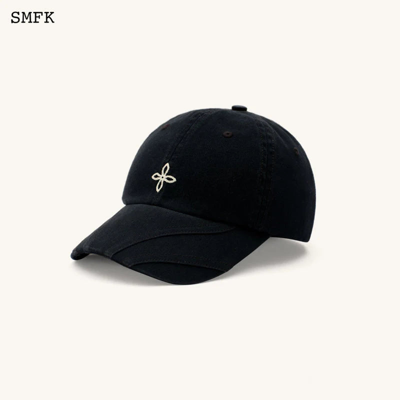 Compass Classic Cross Chain Baseball Cap In Black