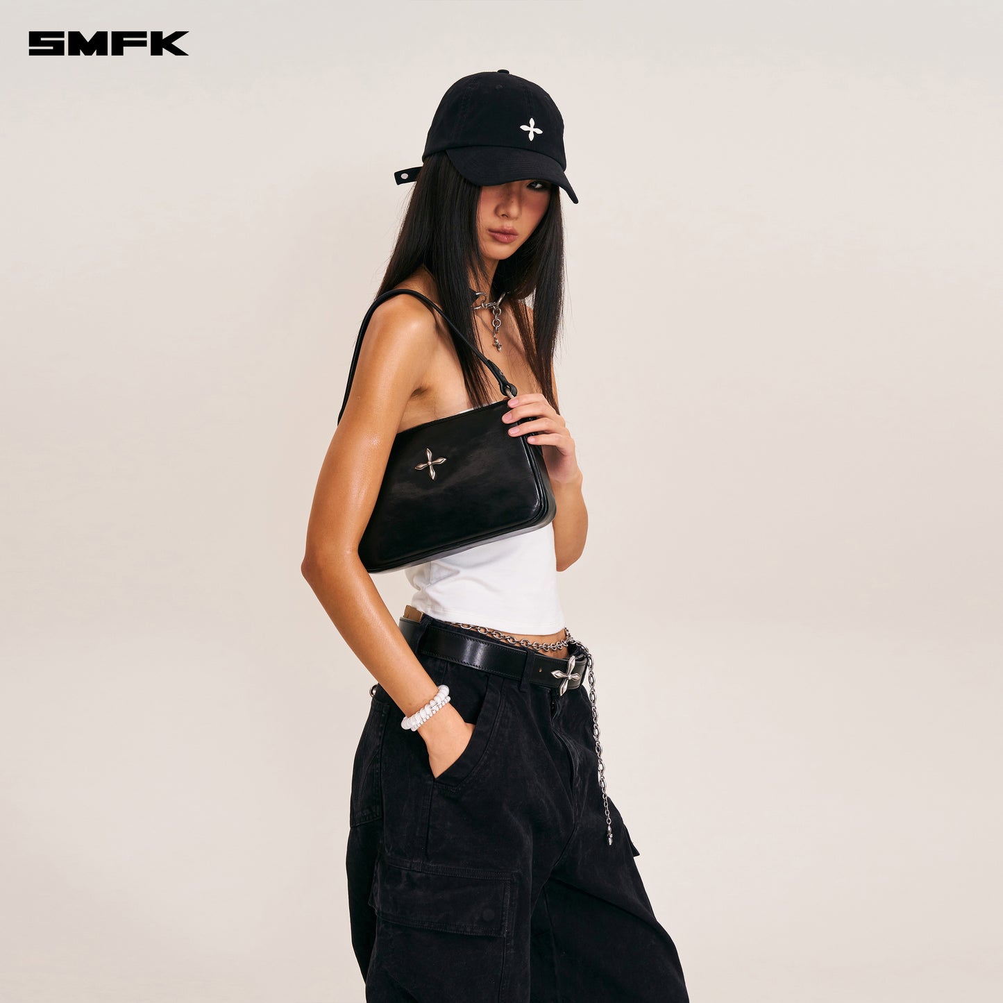 COMPASS BADGE HANDCRAFT HORSE LEATHER SHOULDER/MEDIUM/ WILD BLACK