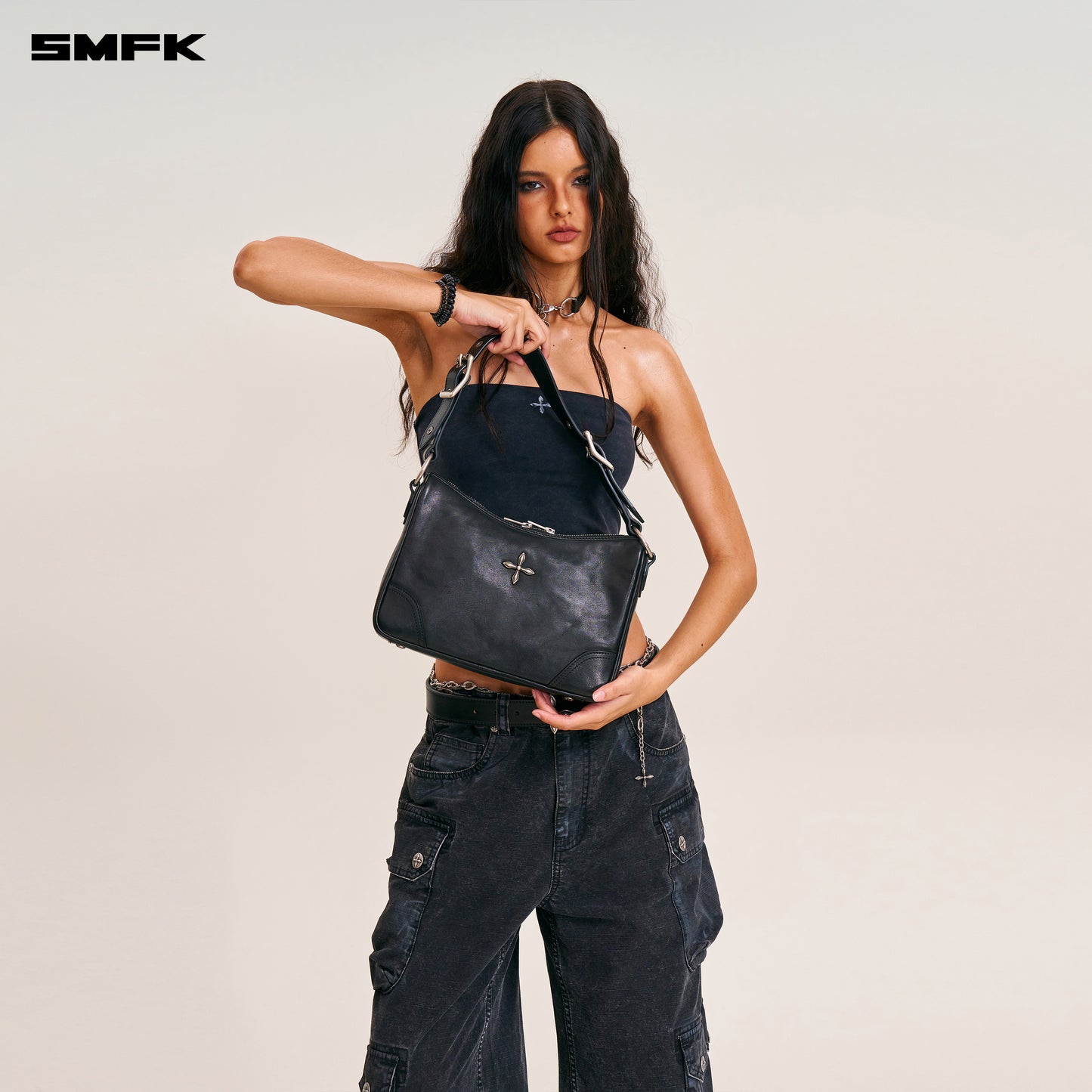 RAGE ORIGIN LEATHER SHOULDER BAG/MEDIUM/ WILD BLACK