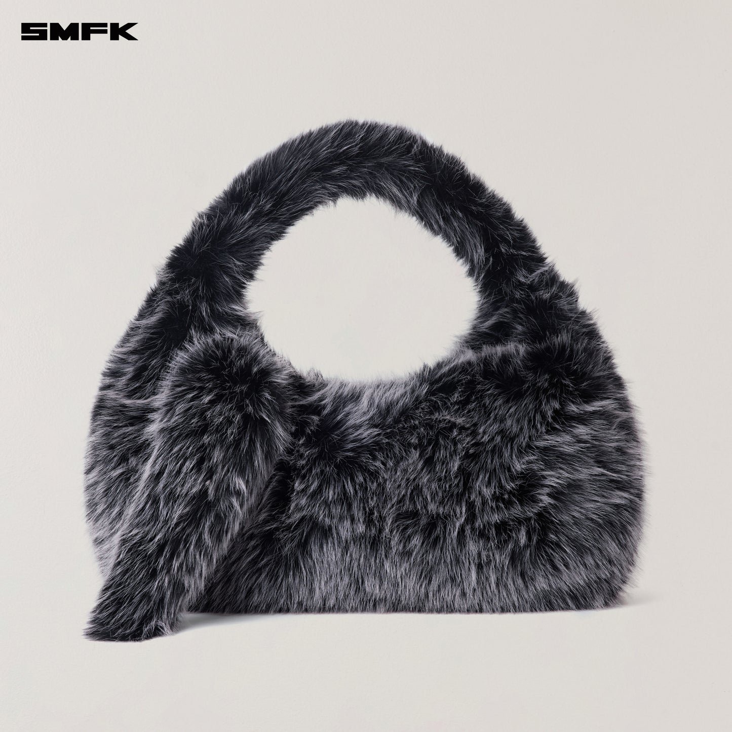 COMPASS COBBLE FURRY BAG/LARGE/ SILVER FOX