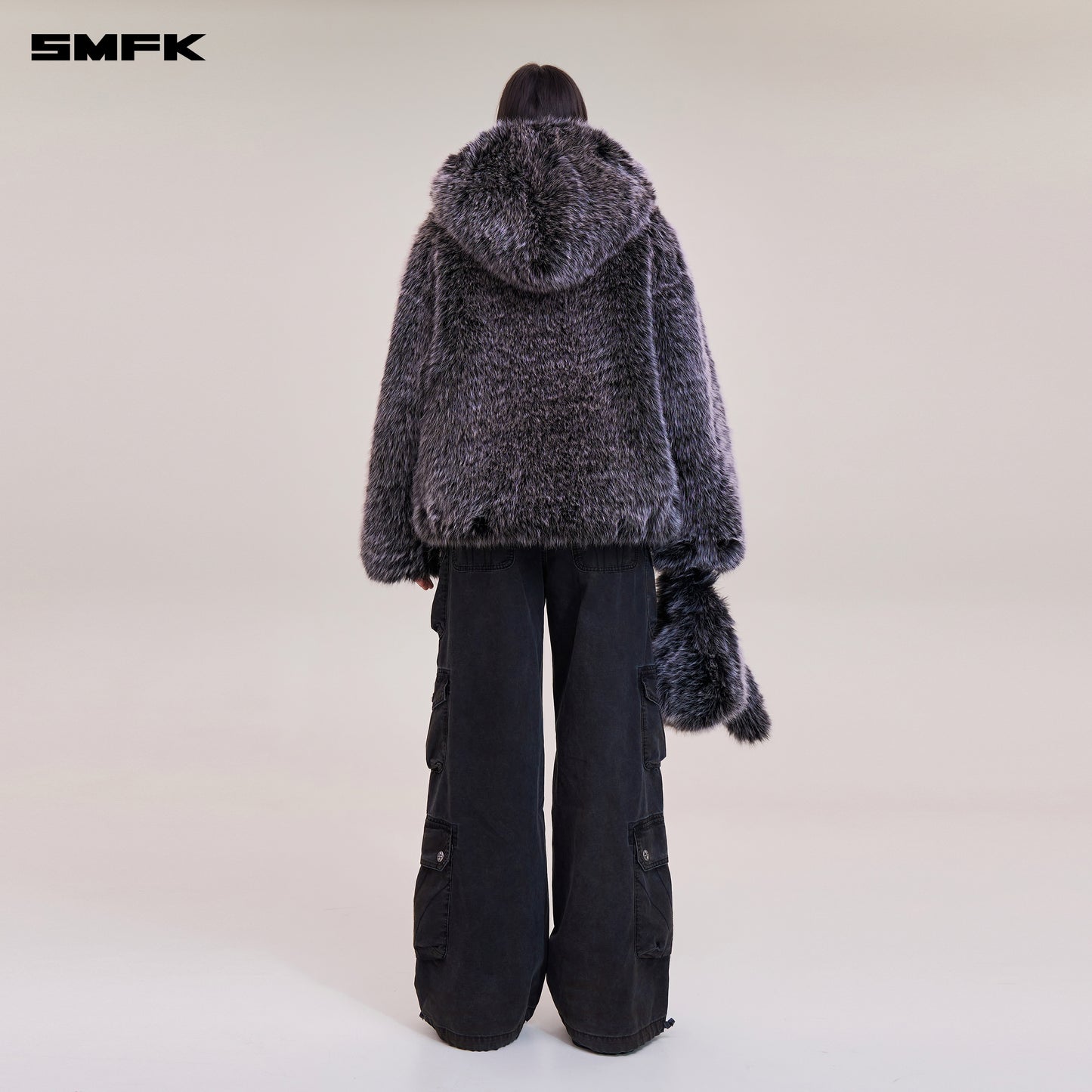 COMPASS MODE WASTELAND FURRY LOOSE HOODIE / SILVER FOX