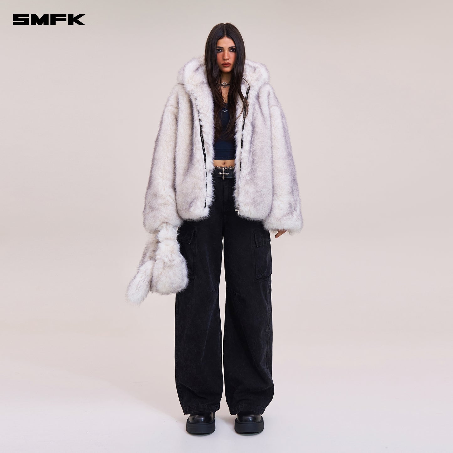 COMPASS MODE WASTELAND FURRY LOOSE HOODIE/ ARCTIC FOX WHITE