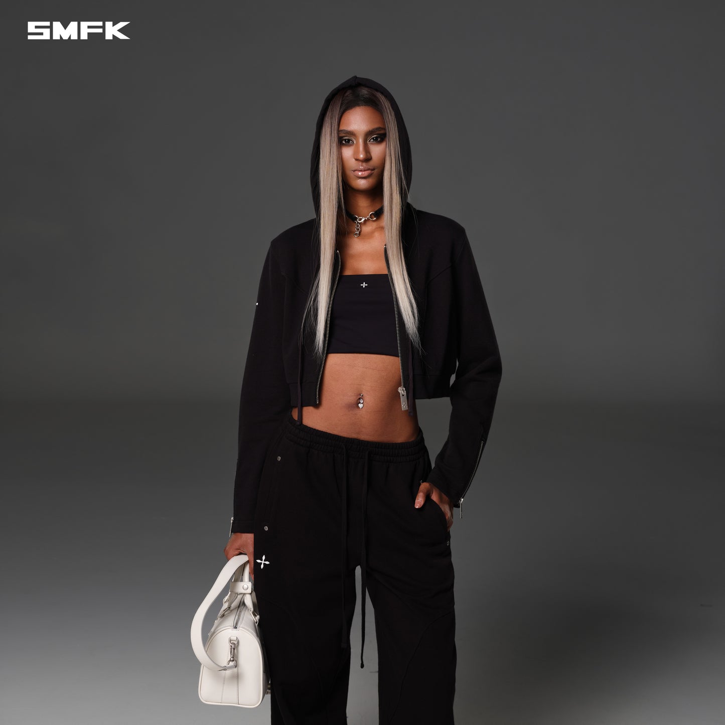 PERMANENT SLIM SHORT HOODIE/COTTON+WOOL - WILD BLACK