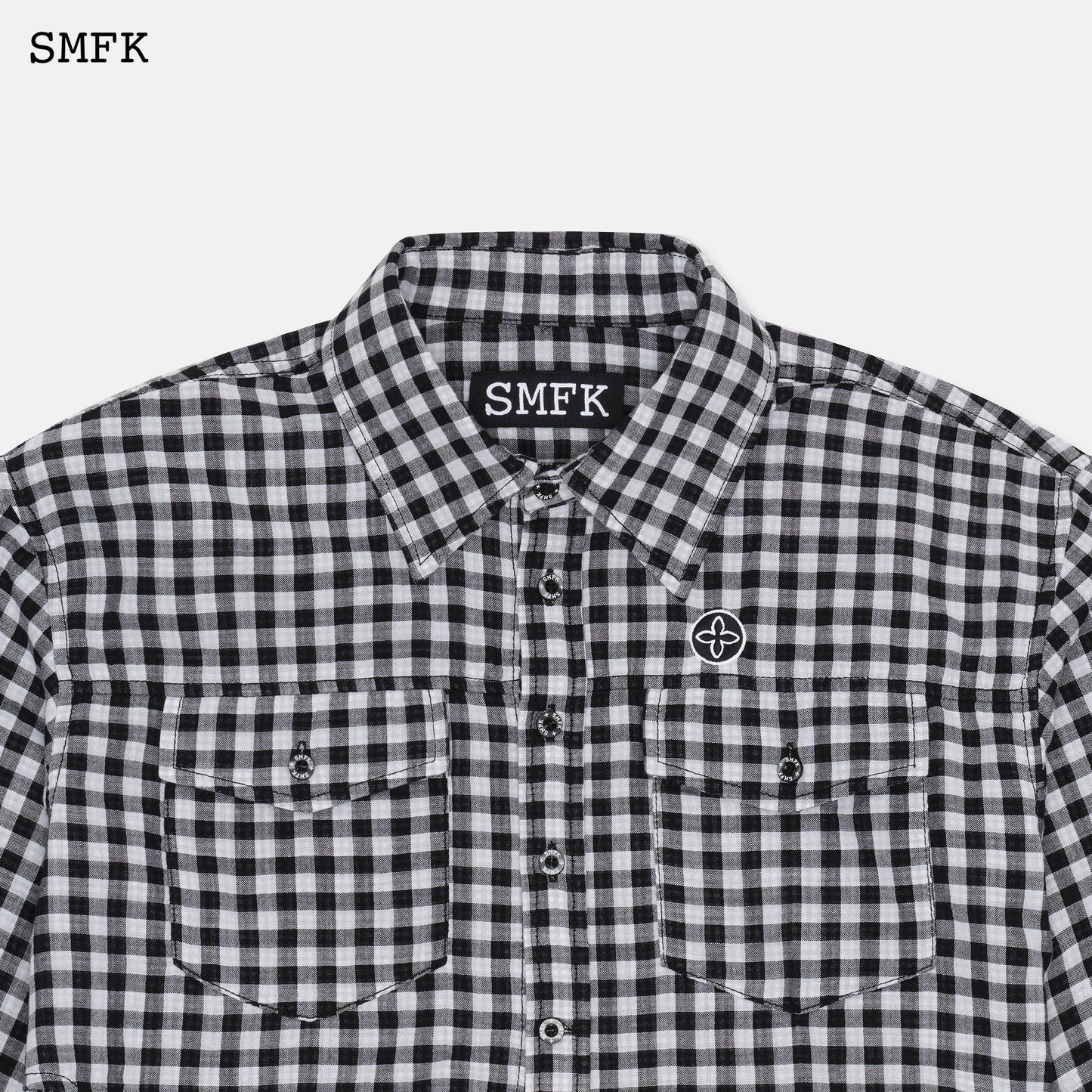 VINTAGE ACADEMY BLACK AND WHITE CHECKERED SHORT SHIRT