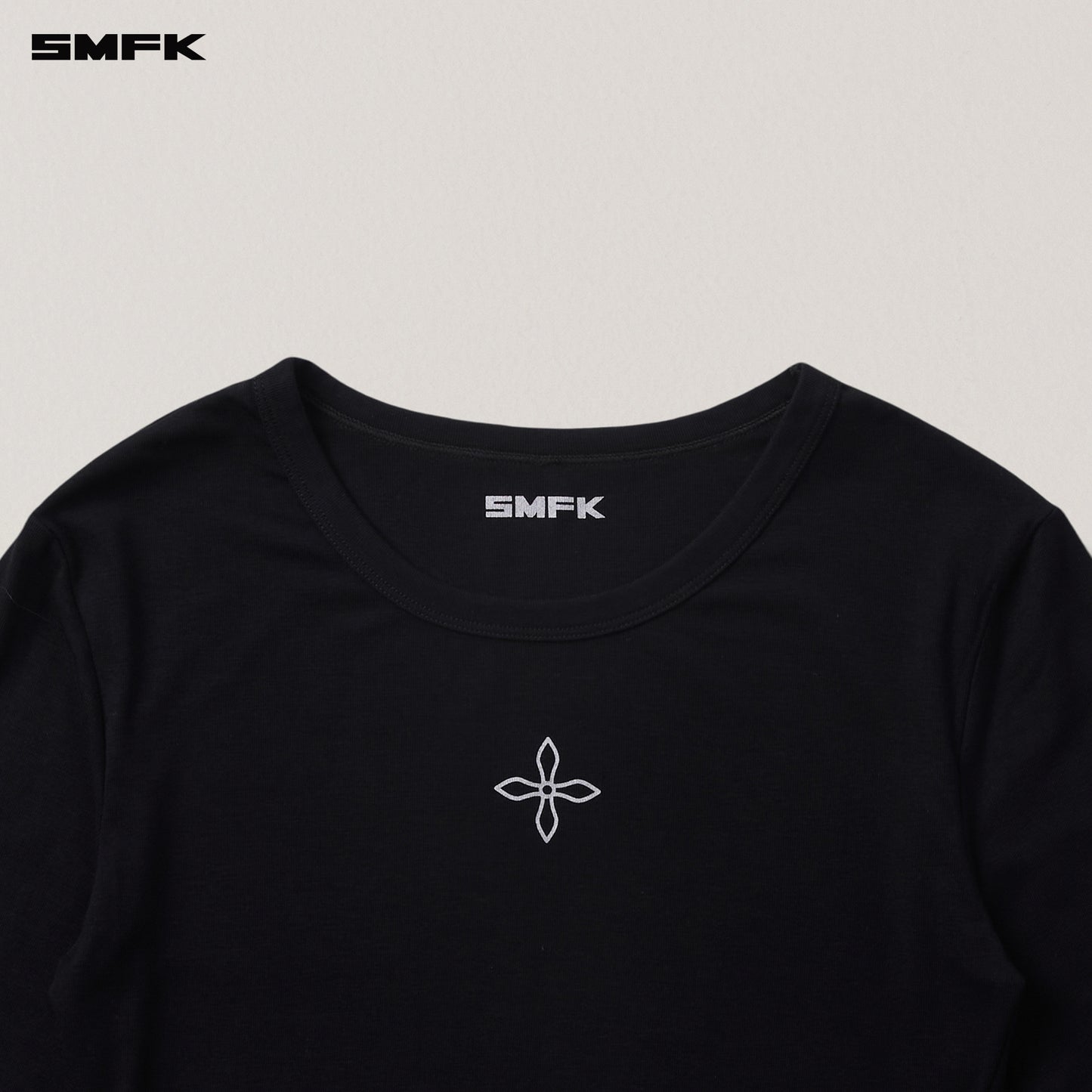 COMPASS STAMP ACETATE BODY PULLOVER/ WILD BLACK