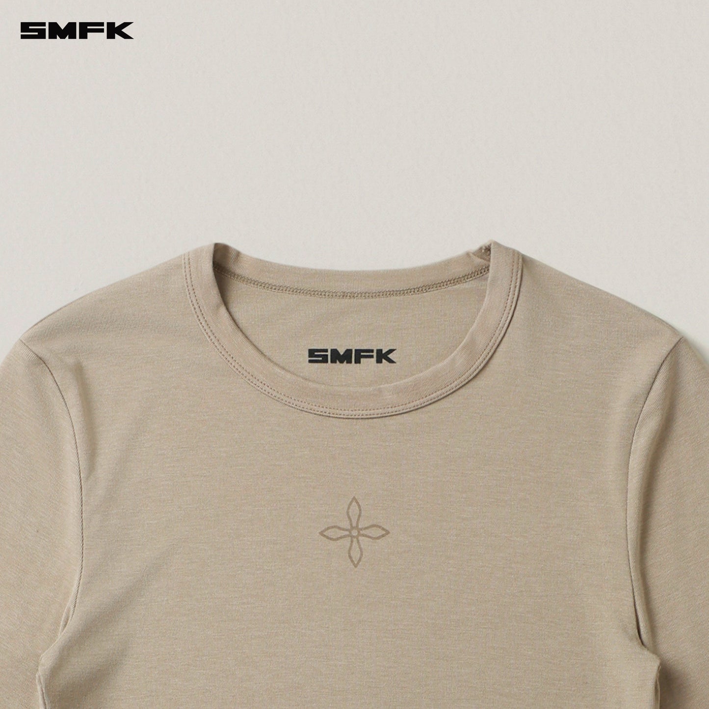 COMPASS STAMP Slim-fit SPORTS PULLOVER / SHADOW GREEN
