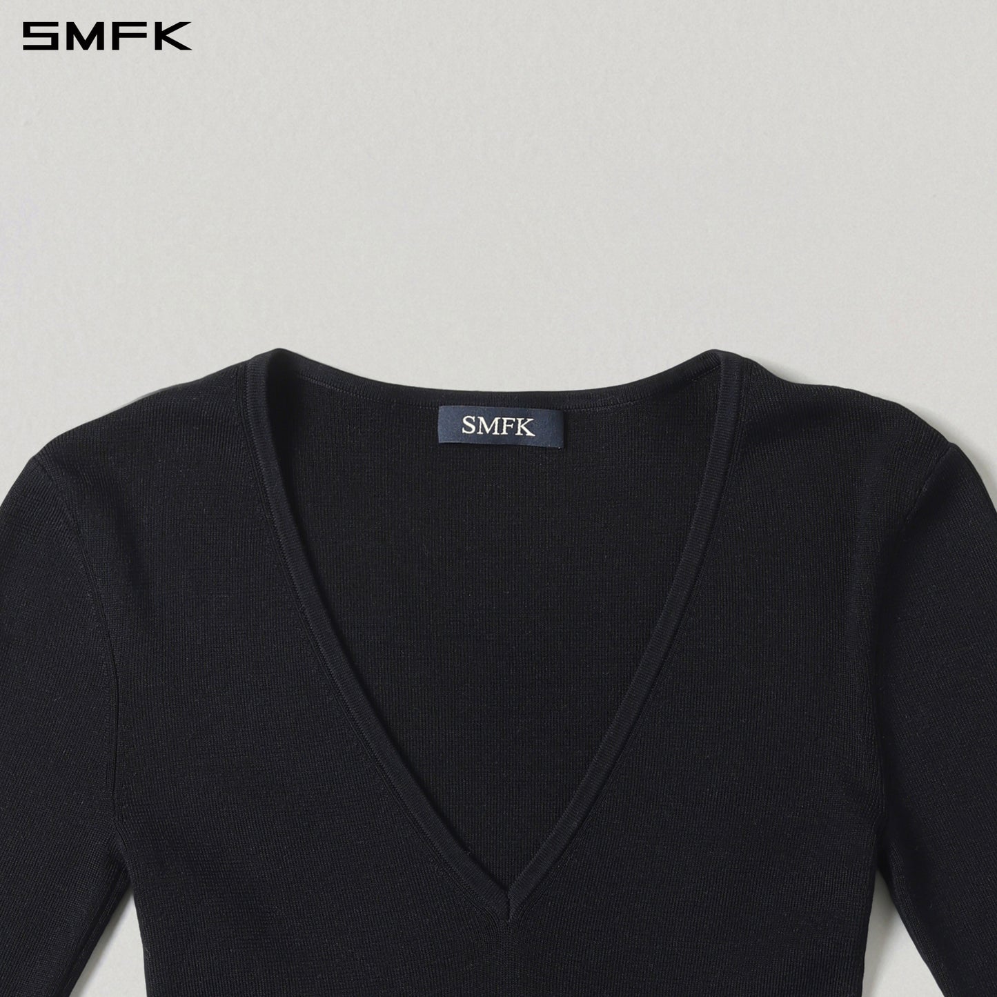 MYTH SIREN EVENING SLIM KNIT PULLOVER/TENCEL+SILK WILD BLACK