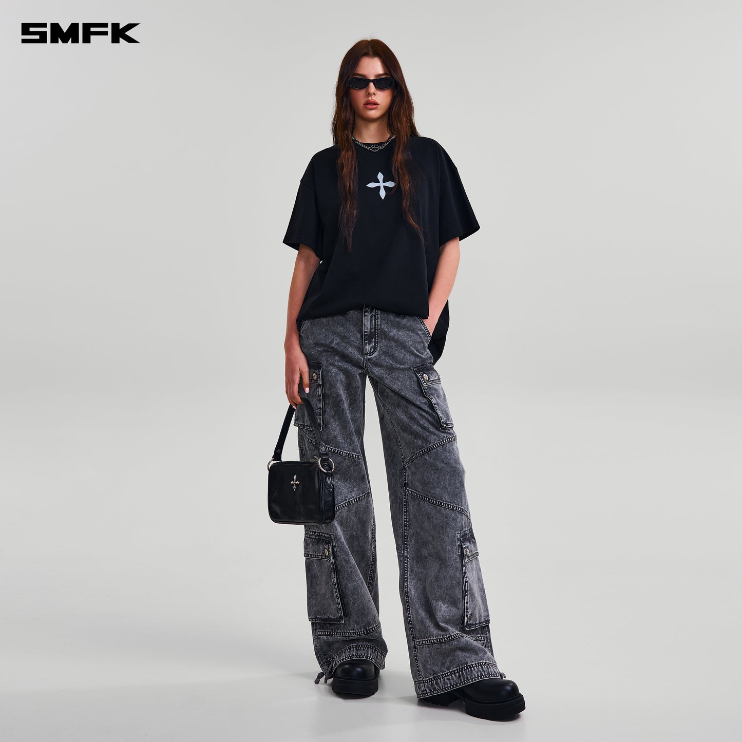 COMPASS MODE MASSIVE TEE-MAGNOLIA/COTTON/ WILD BLACK