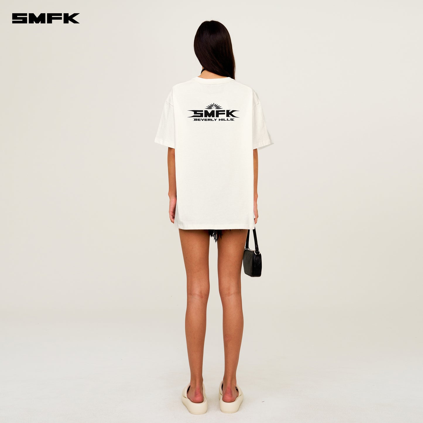 SMFK Beverly Hills Club Oversized Tee Snowy Mountain White