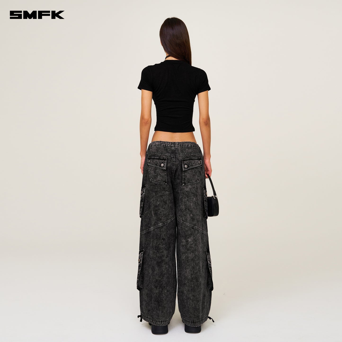 FUTURE Ripple Waist Cinching Sport Tee Wilderness Black