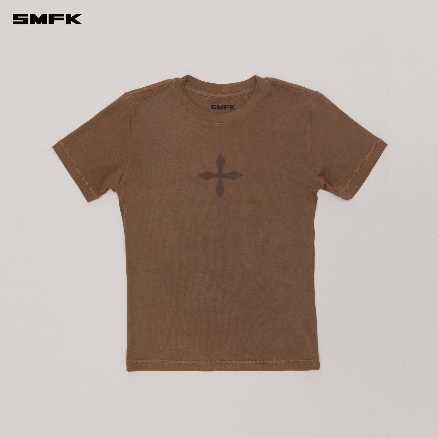 COMPASS ORIGINAL BADGE Original Cross Emblem Slim Fit Athletic Tee_ Mustang Brown