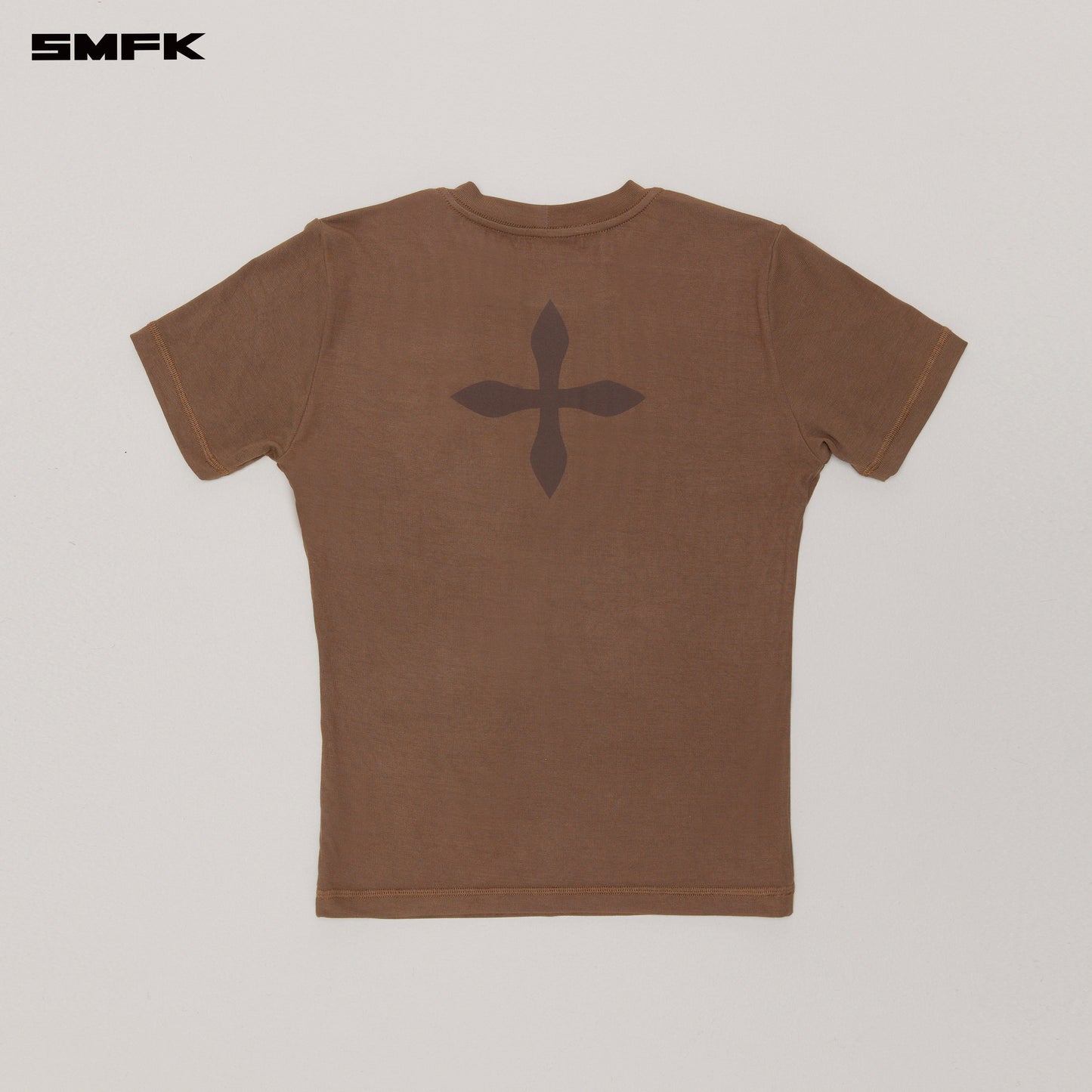 COMPASS ORIGINAL BADGE Original Cross Emblem Slim Fit Athletic Tee_ Mustang Brown