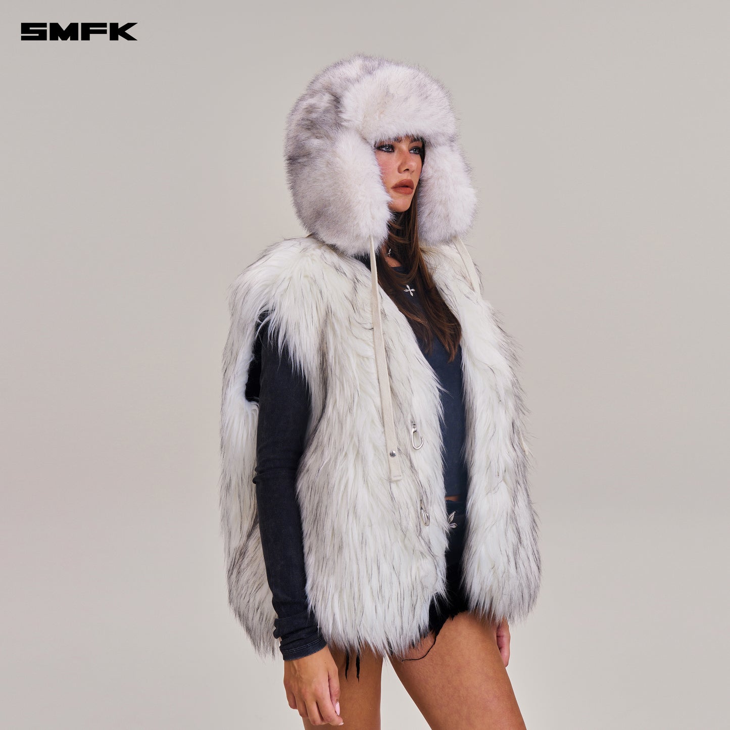 COMPASS MODE WASTELAND FURRY HUNTING HAT/ ARCTIC FOX WHITE