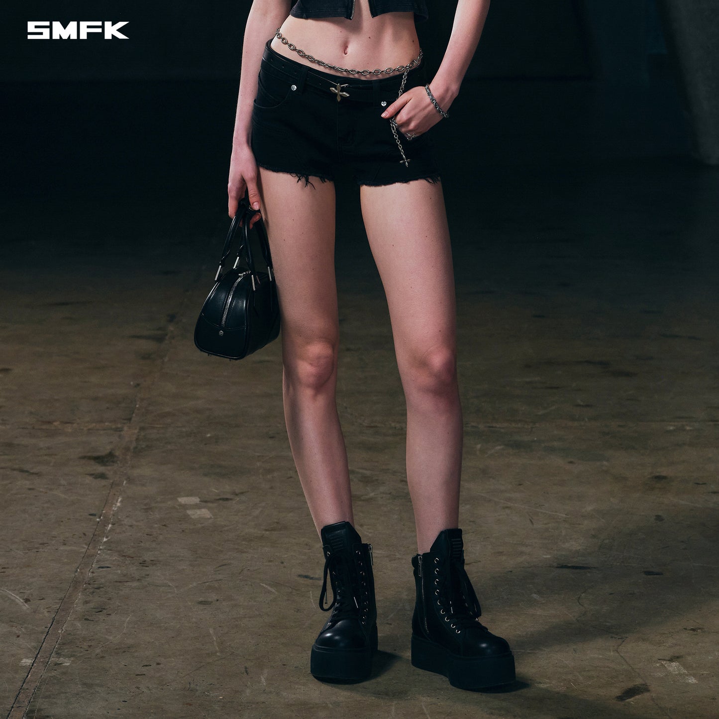 WILD MIRAGE SKINNY DENIM SHORTS/E-COTTON