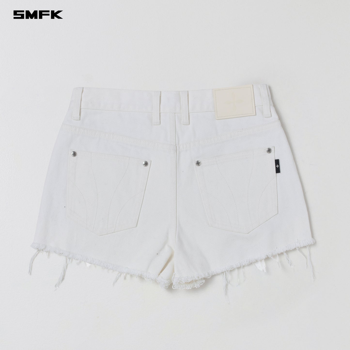 COMPASS MIRAGE MODE DENIM SHORTS/COTTON - CLOUD WHITE