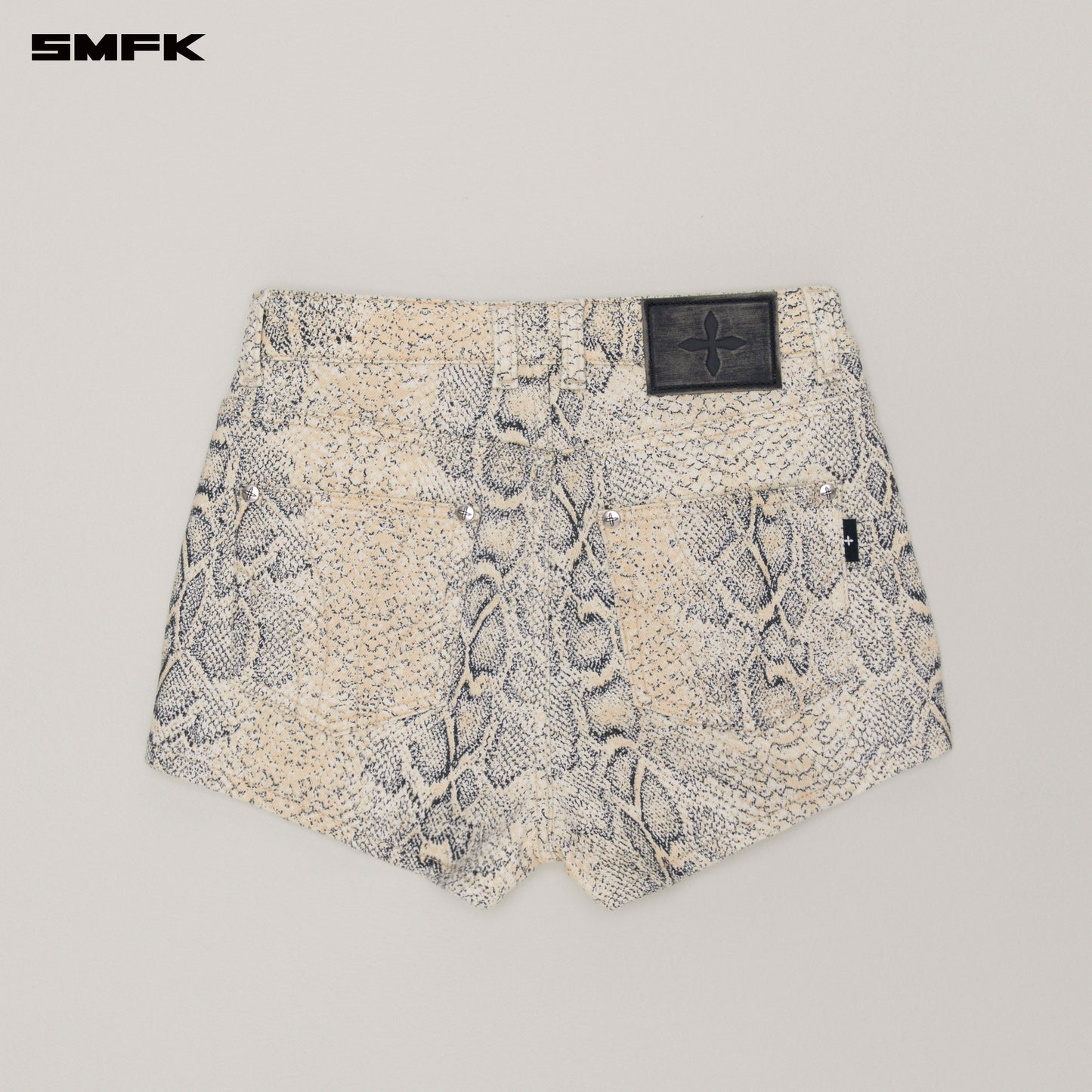 COMPASS Dancer Denim Flat Shorts_ Phantom Cobra print