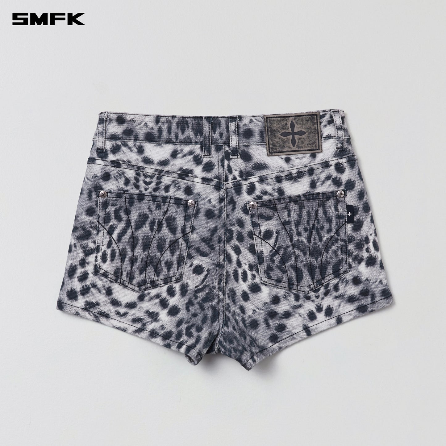 COMPASS DANCER DENIM FLAT SHORTS/ MIRAGE LEOPARD
