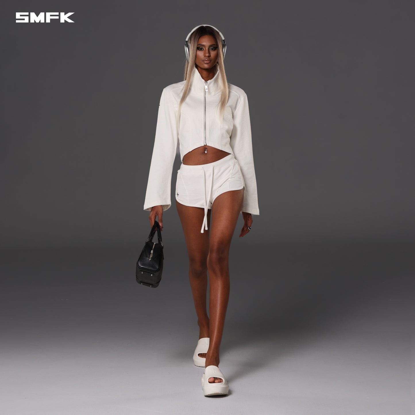 PERMANENT SLIM SUPER SHORTS/COTTON+WOOL - CLOUD WHITE