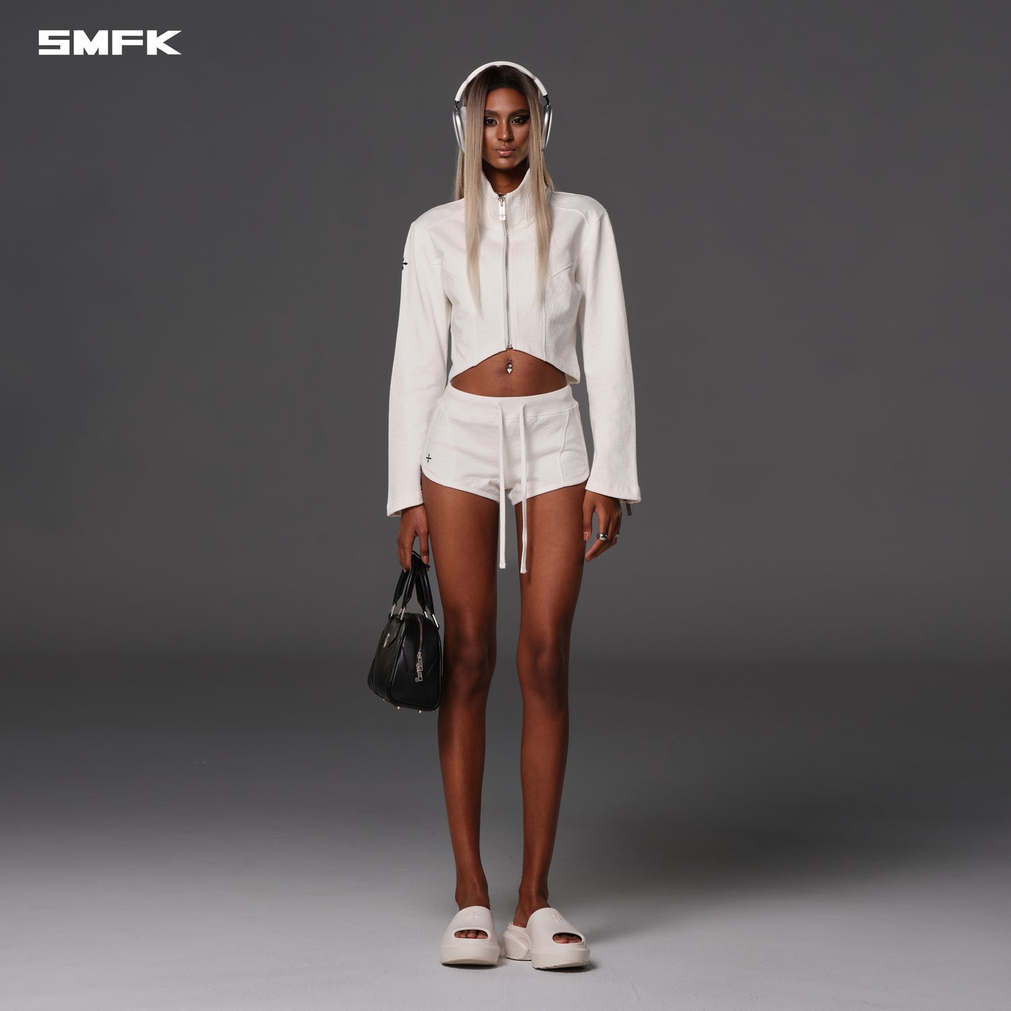 PERMANENT SLIM SUPER SHORTS/COTTON+WOOL - CLOUD WHITE