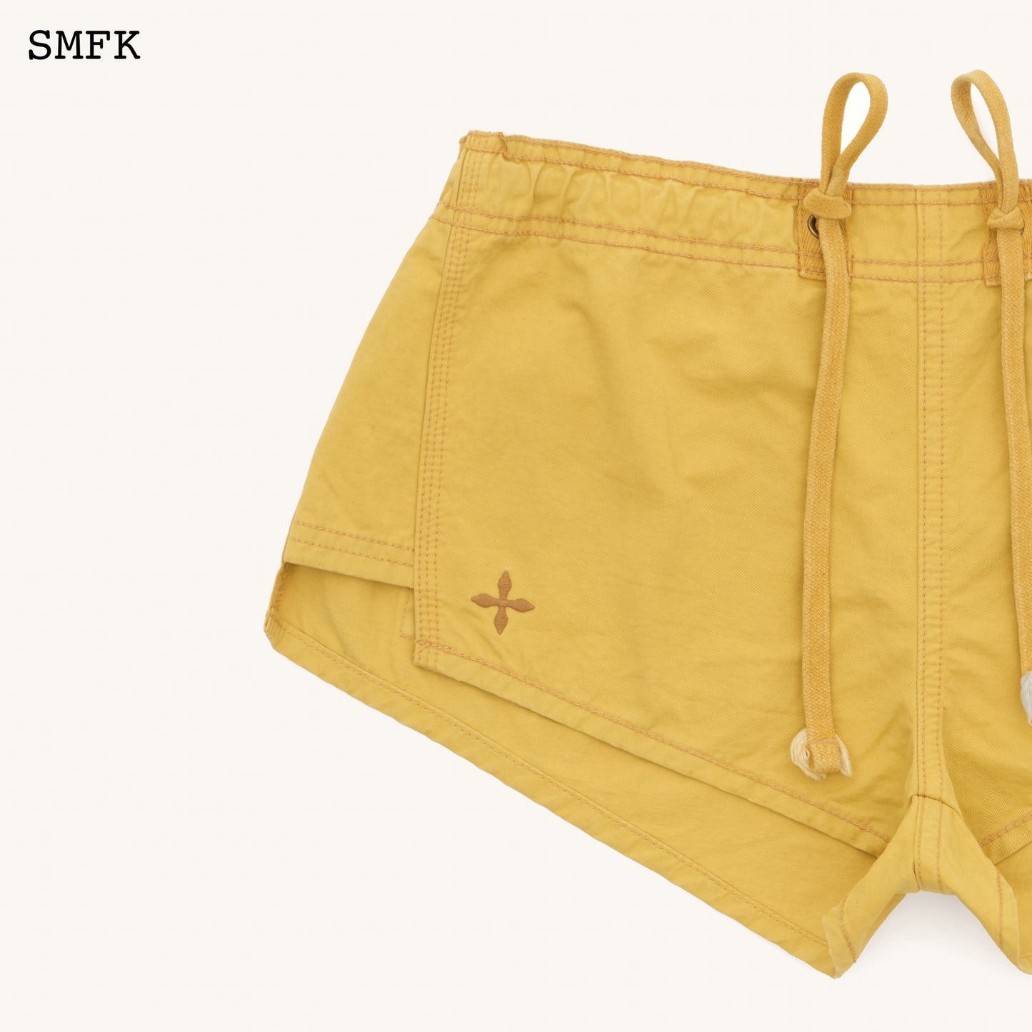 Compass Wild Mustang Low Rise Outdoor Shorts Wheat Color