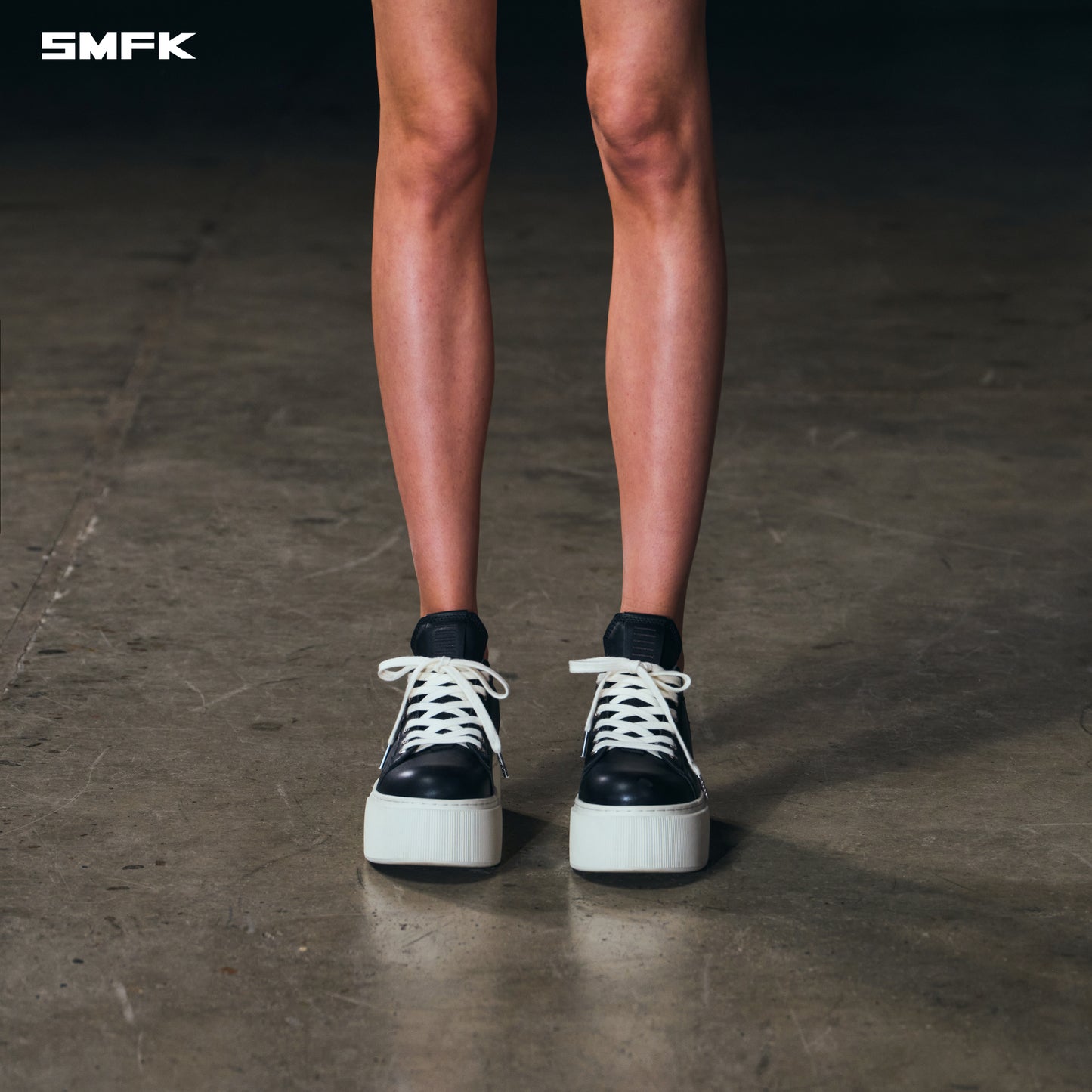 COMPASS MODE THICK LEATHER SNEAKER/COW LEATHER BLACK WHITE