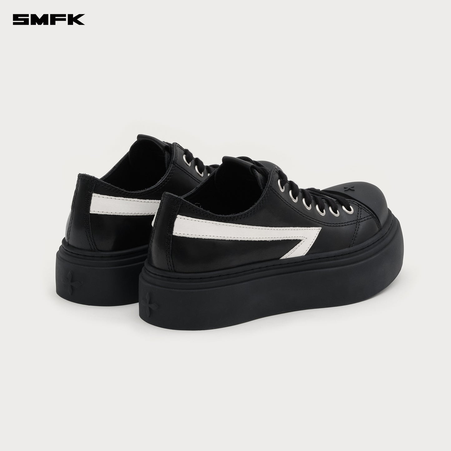 COMPASS METEOR DARK NIGHT Leather Sneaker Women's Shoes WILD BLACK