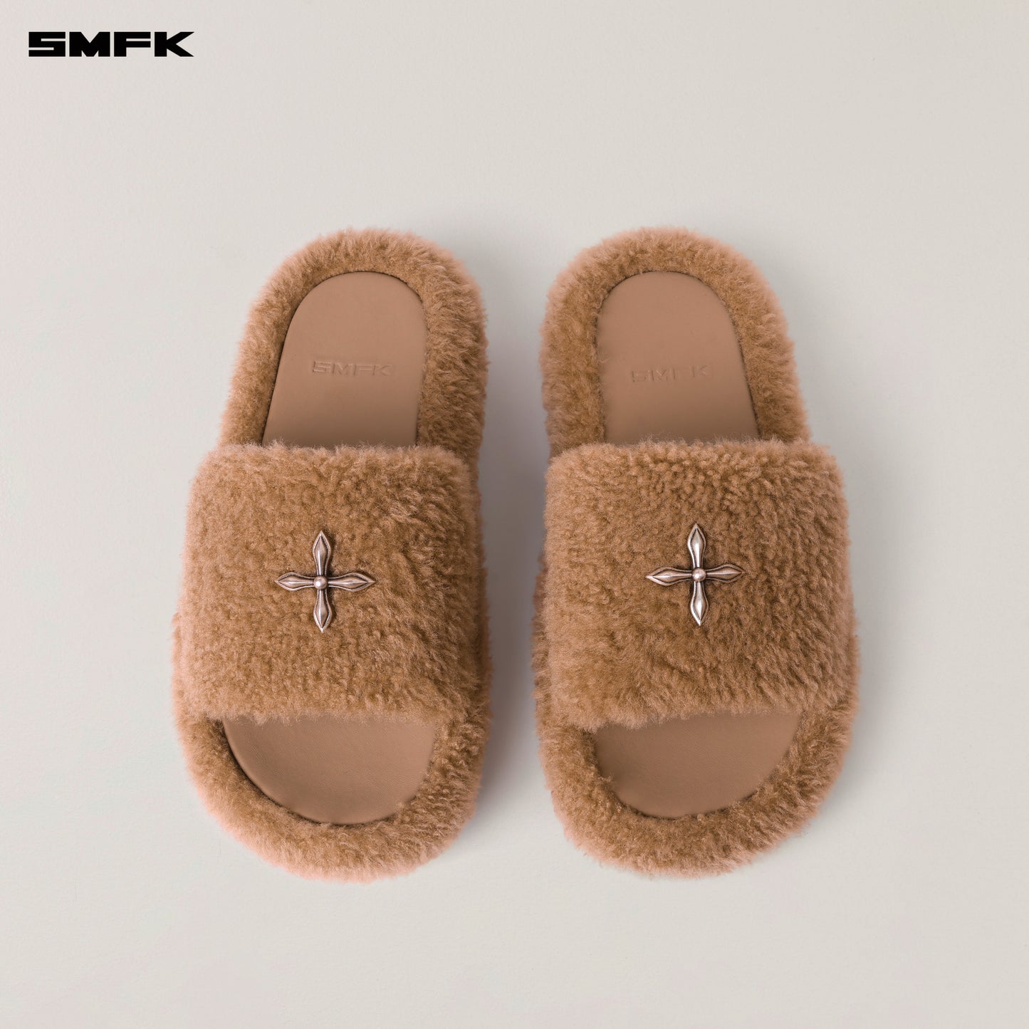 COMPASS MODE WOOL SHEARLING SLIPPER/ TAN