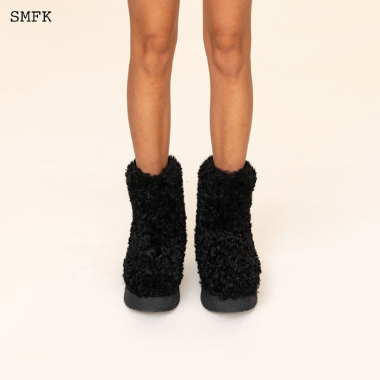 COMPASS WOOLLY BLACK FLUFFY BOOTS