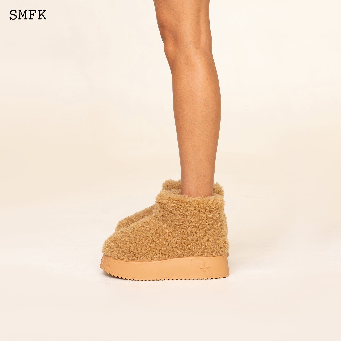 COMPASS WOOLLY WHEAT FLUFFY SHORT BOOTS