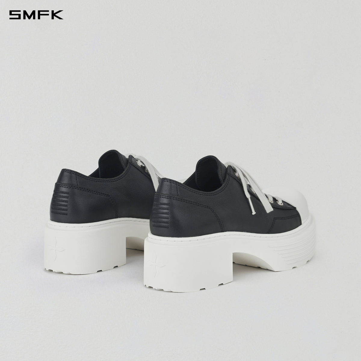 Core Leather Platform Sneakers / Men's