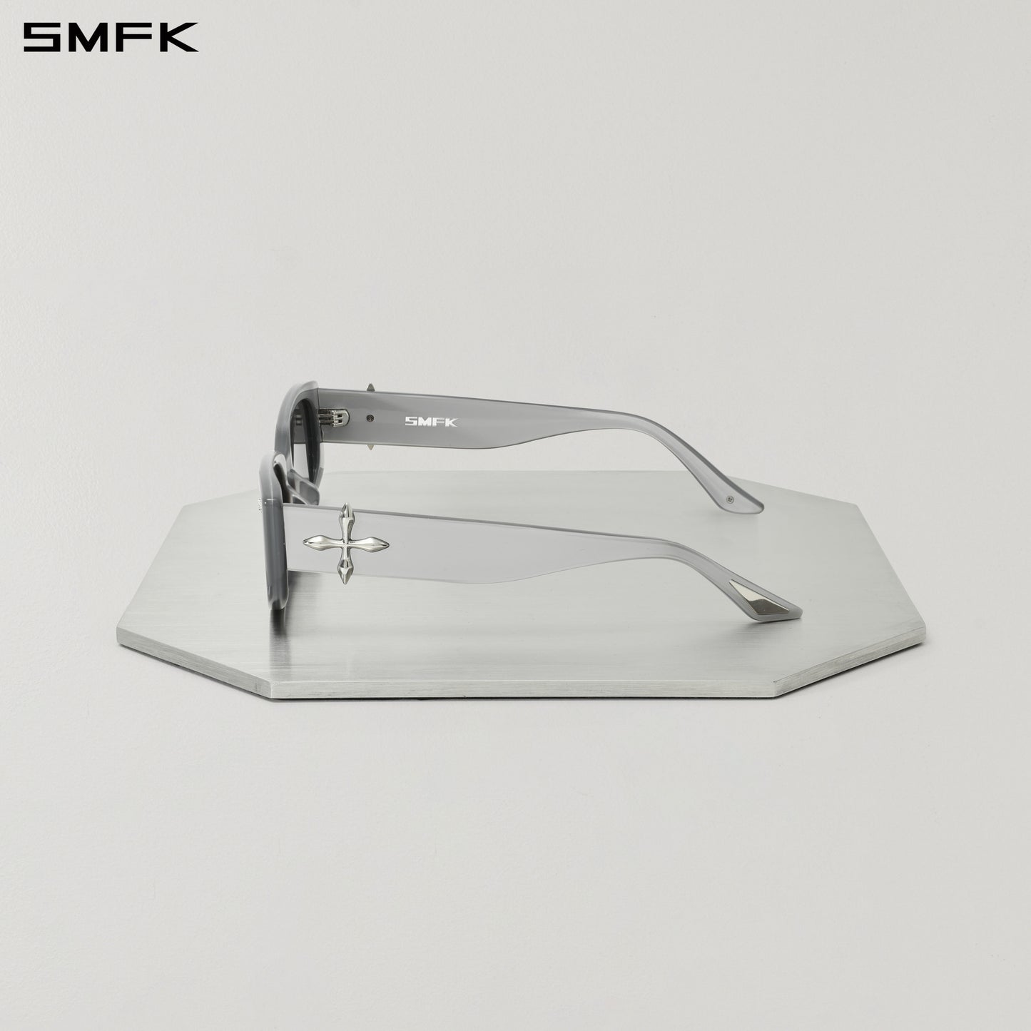FUTURE TRAJECTORY IRREGULAR SUNGLASSES SPACE SILVER