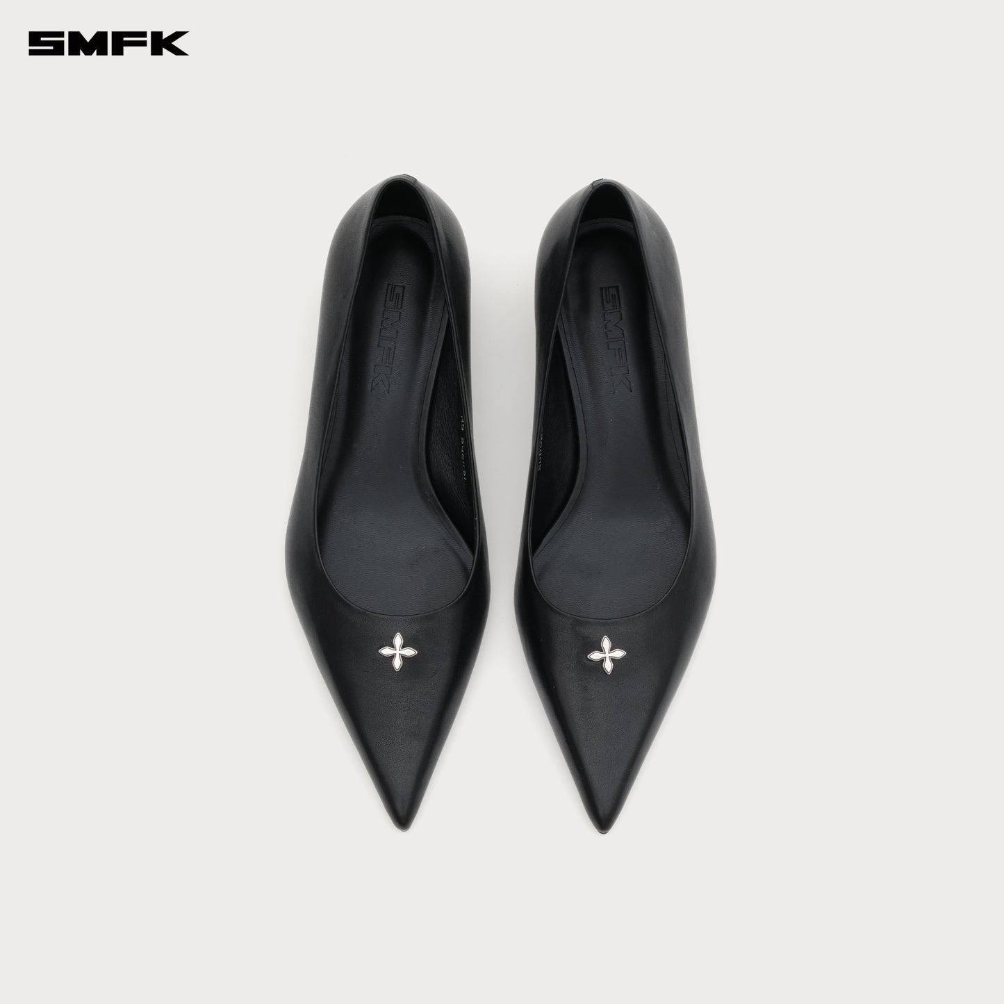 COMPASS RIVET Cross Studded Classic Leather Heels 3cm Women's Shoes Wilderness Black