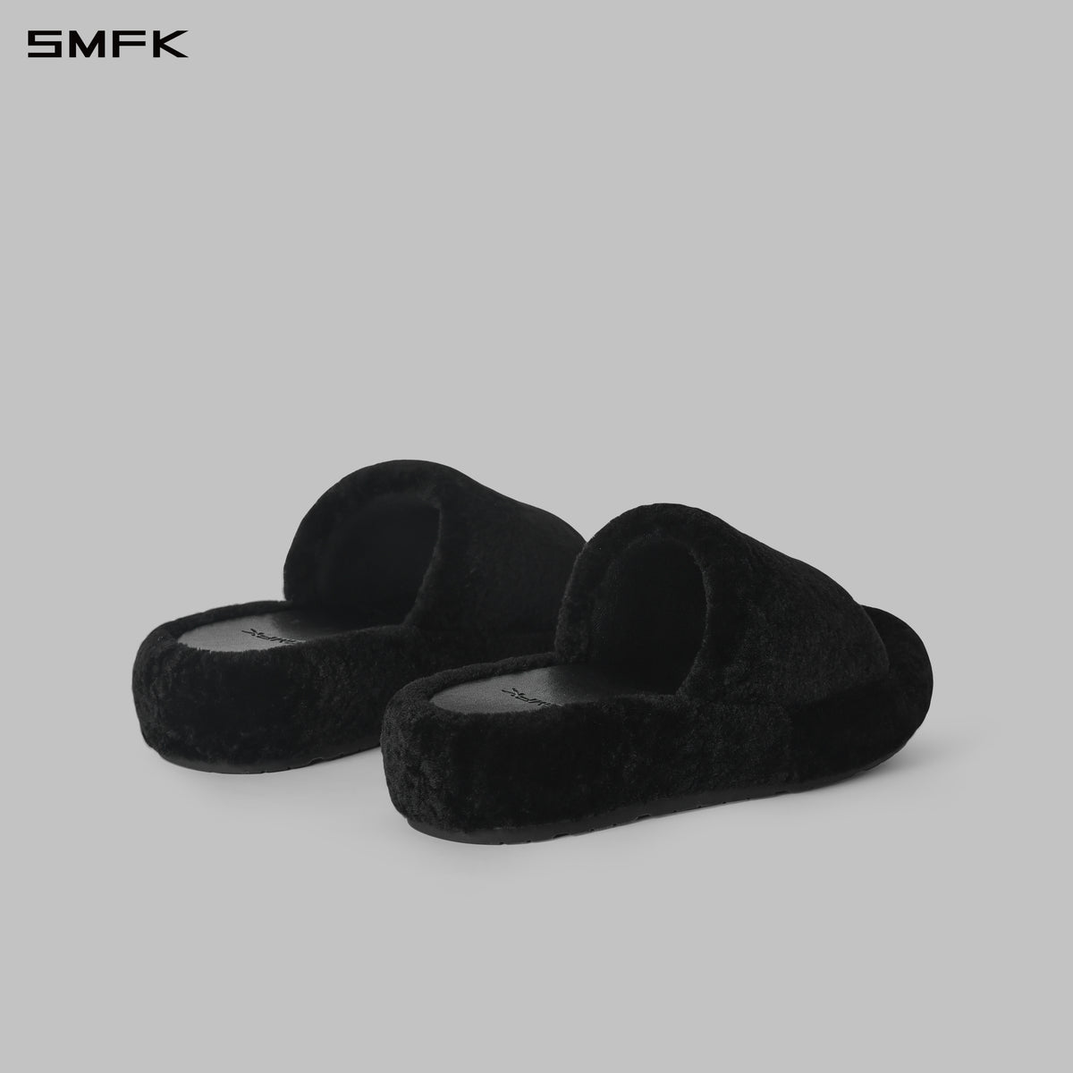 PRISM WORLD SHEEPSKIN SLIPPERS