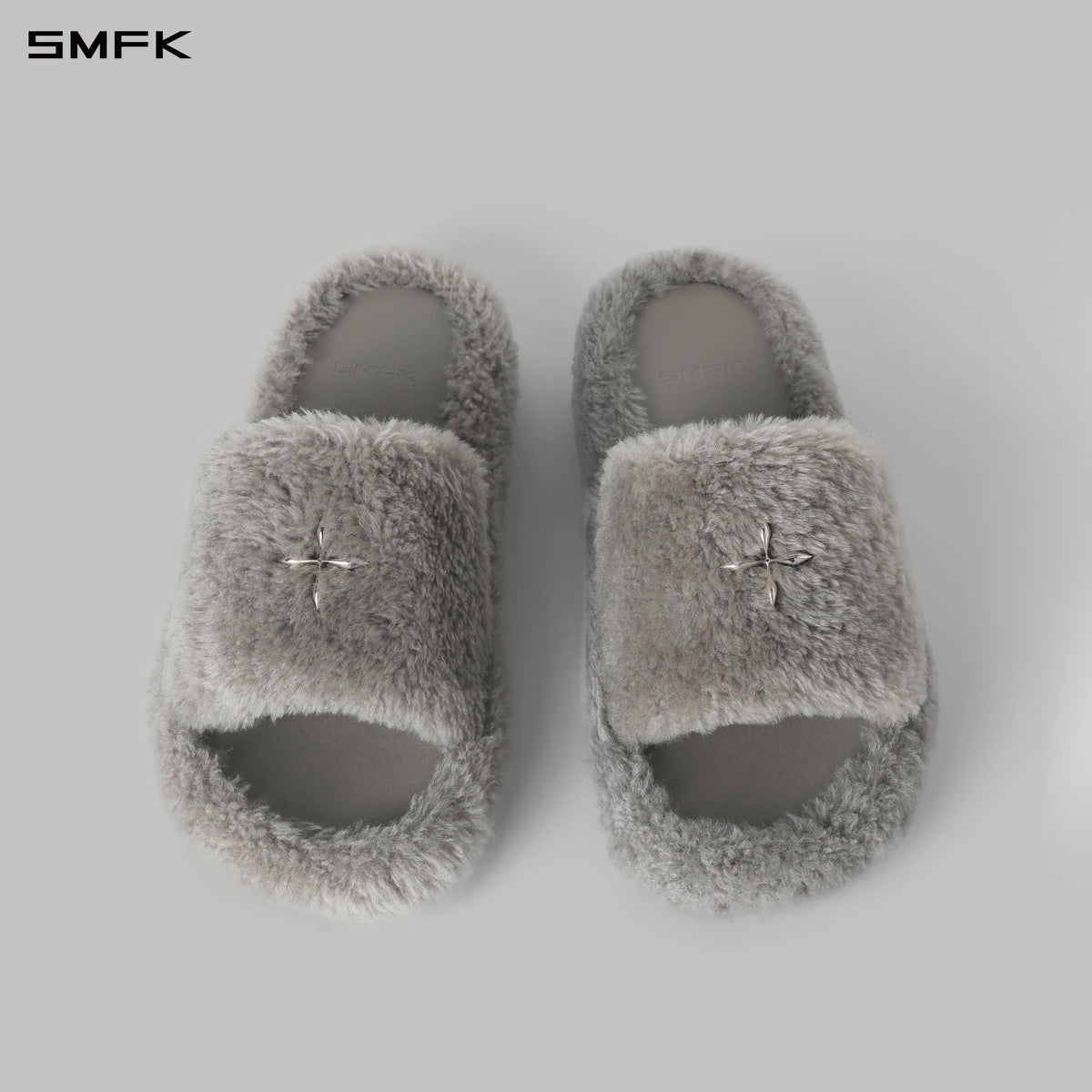 PRISM WORLD SHEEPSKIN SLIPPERS