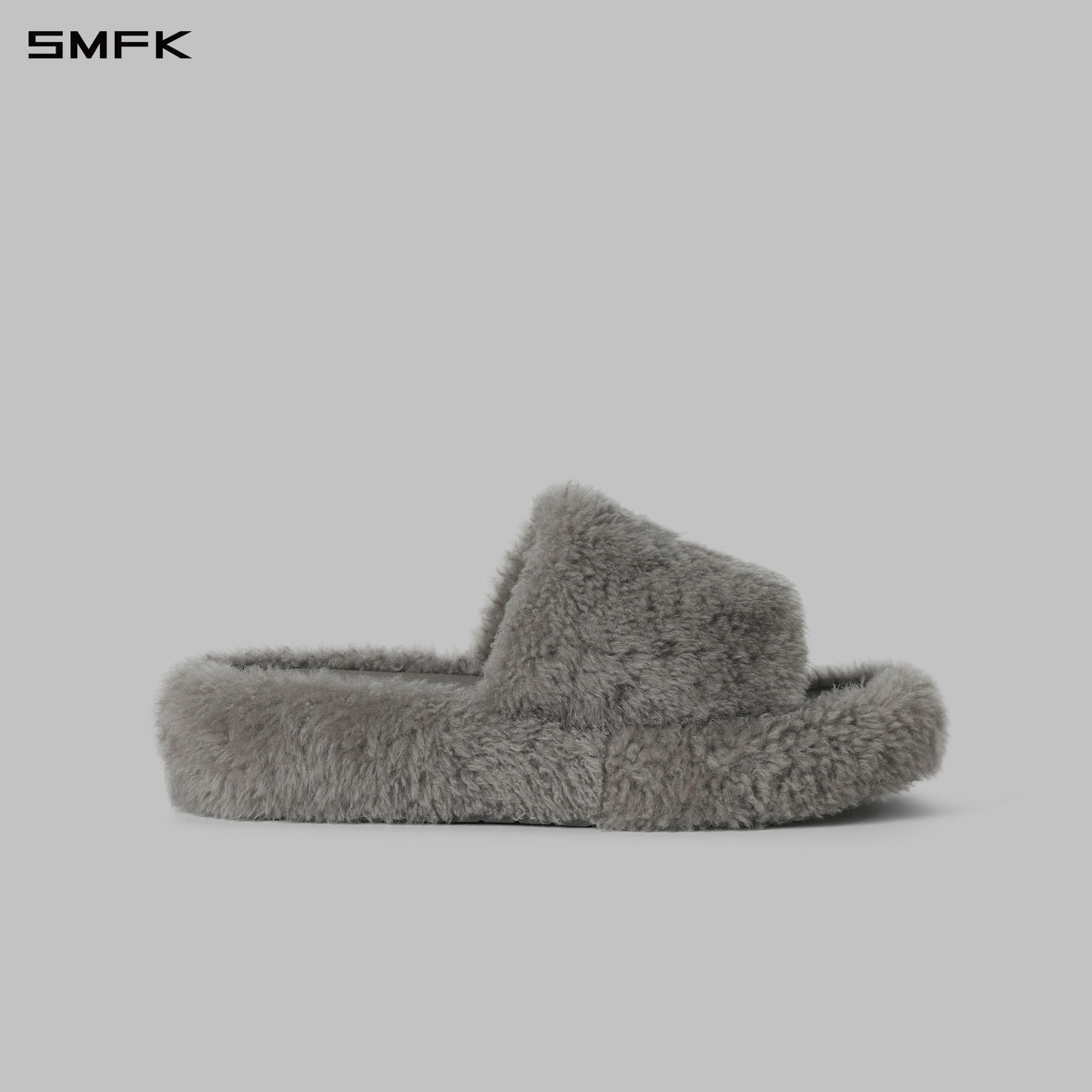 PRISM WORLD SHEEPSKIN SLIPPERS