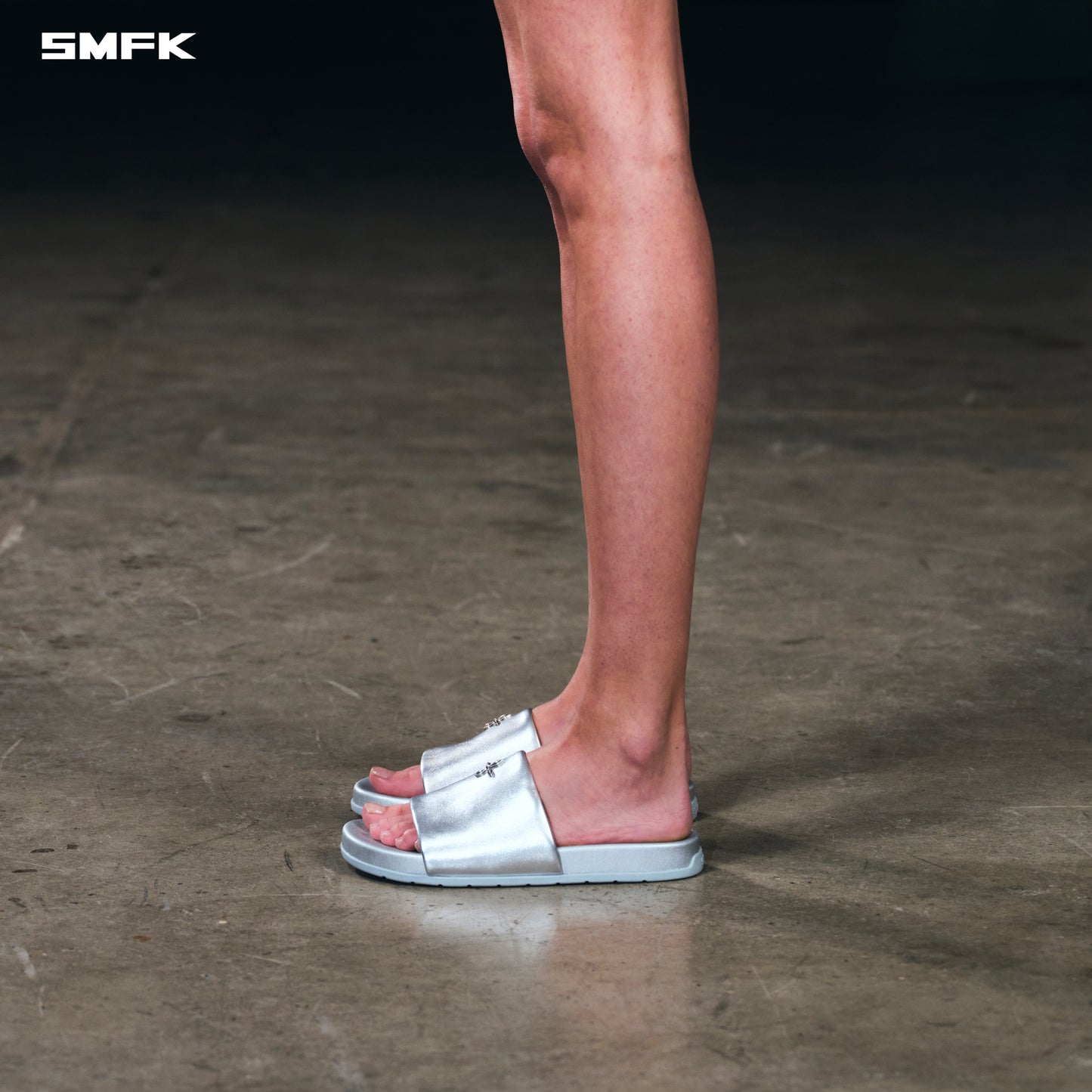 COMPASS MODE-F LEATHER SLIPPER
