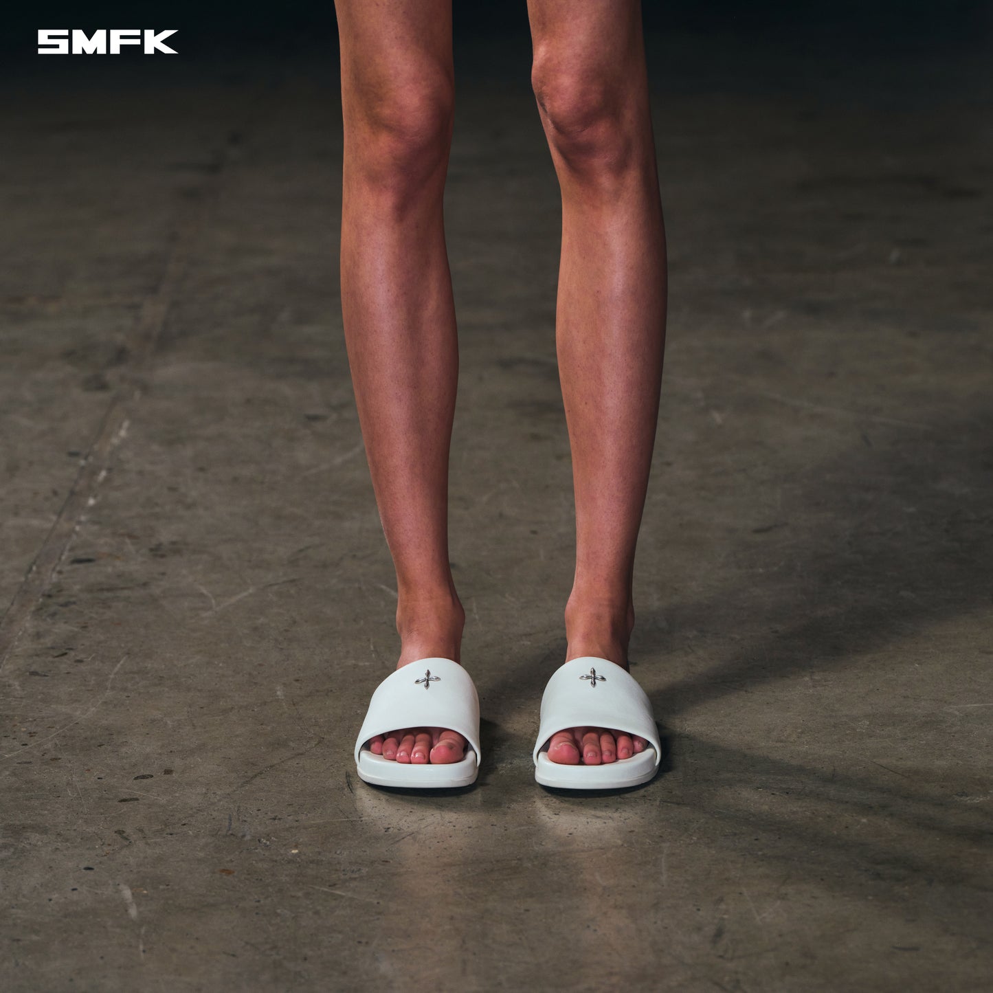 COMPASS MODE-F LEATHER SLIPPER