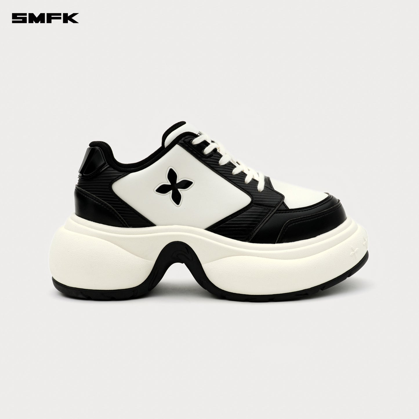 FUTURE RIPPLE heeled sneakers Women's Shoes - black and white