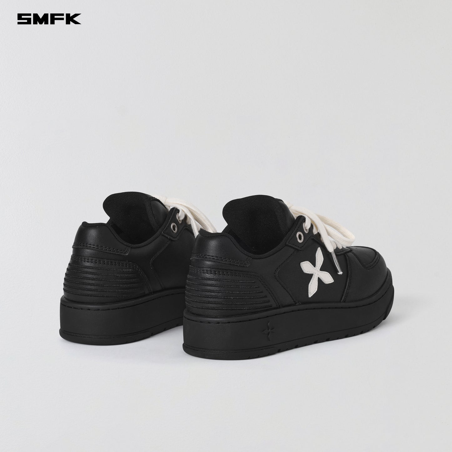 COMPASS MODE-T LEATHER MULTI SNEAKER - WILD BLACK