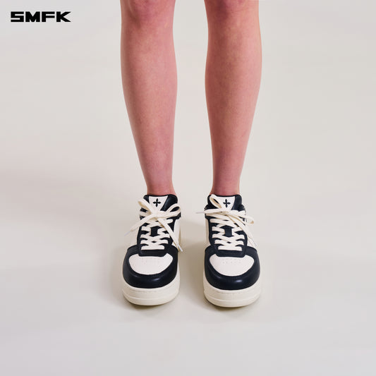 COMPASS MODE-T LEATHER SNEAKER/ BLACK WHITE