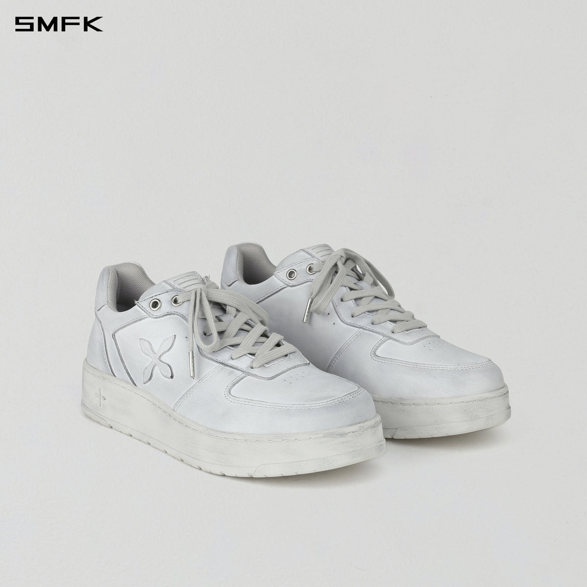 Retro Cross-Pattern Training Sneakers / Leather / Men's