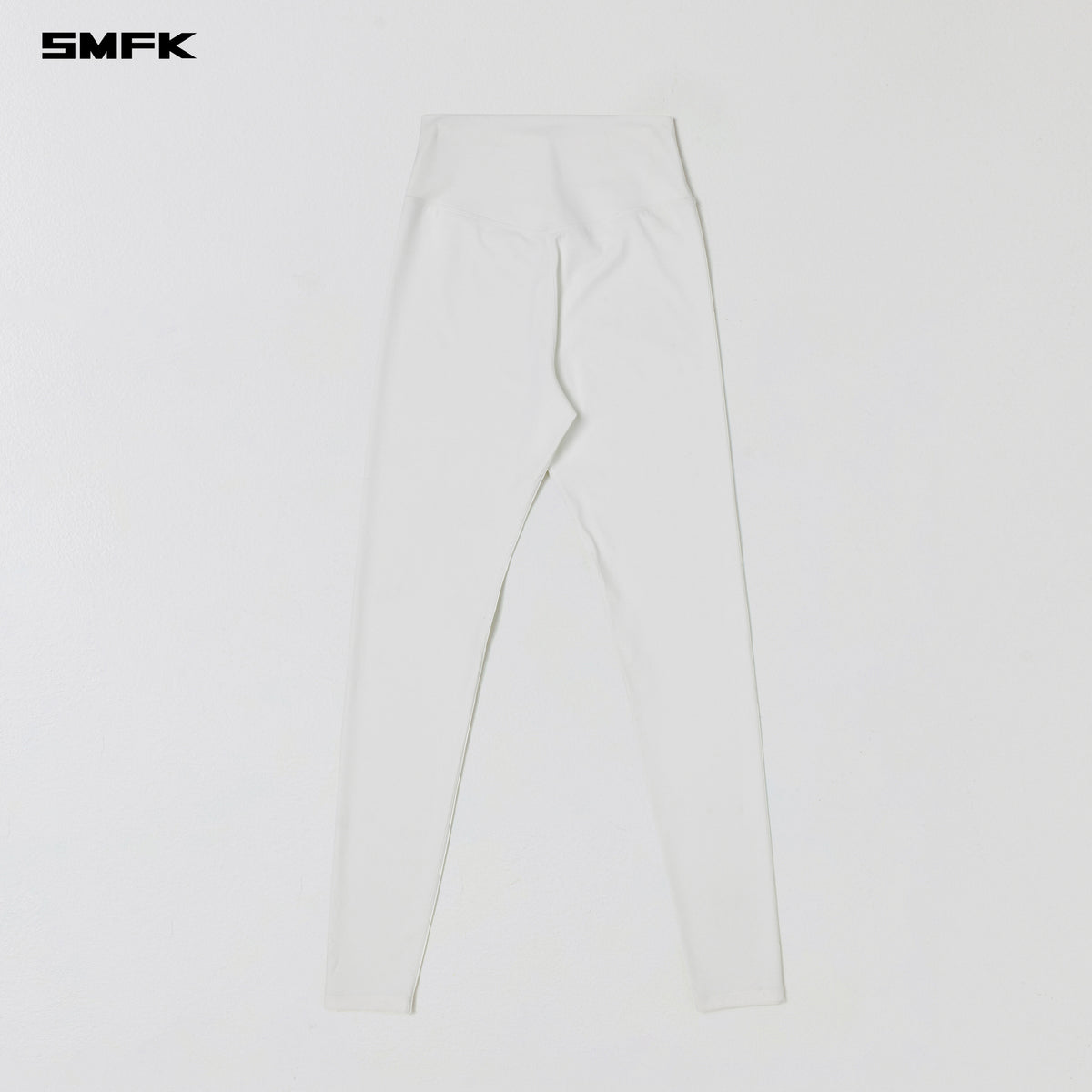 FOCUS GYM TAPER PANTS/Lycra Nylon CLOUD WHITE