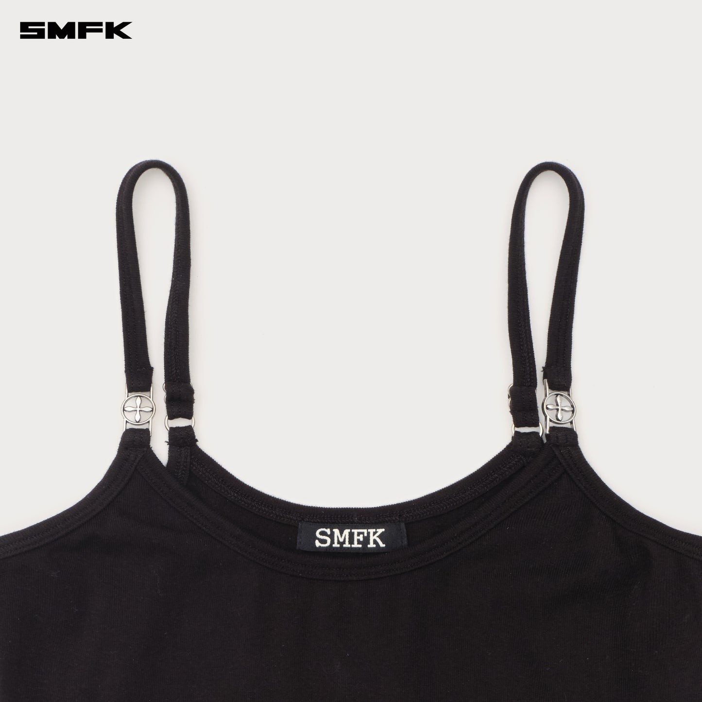 Compass Hug Sports Slim-fit Strap Top Wild Black