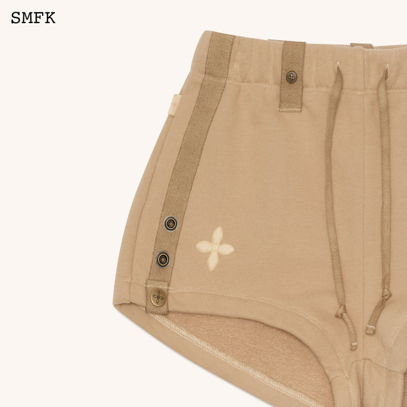 WILDWORLD ADVENTURE CAMPING SHORTS IN WHEAT